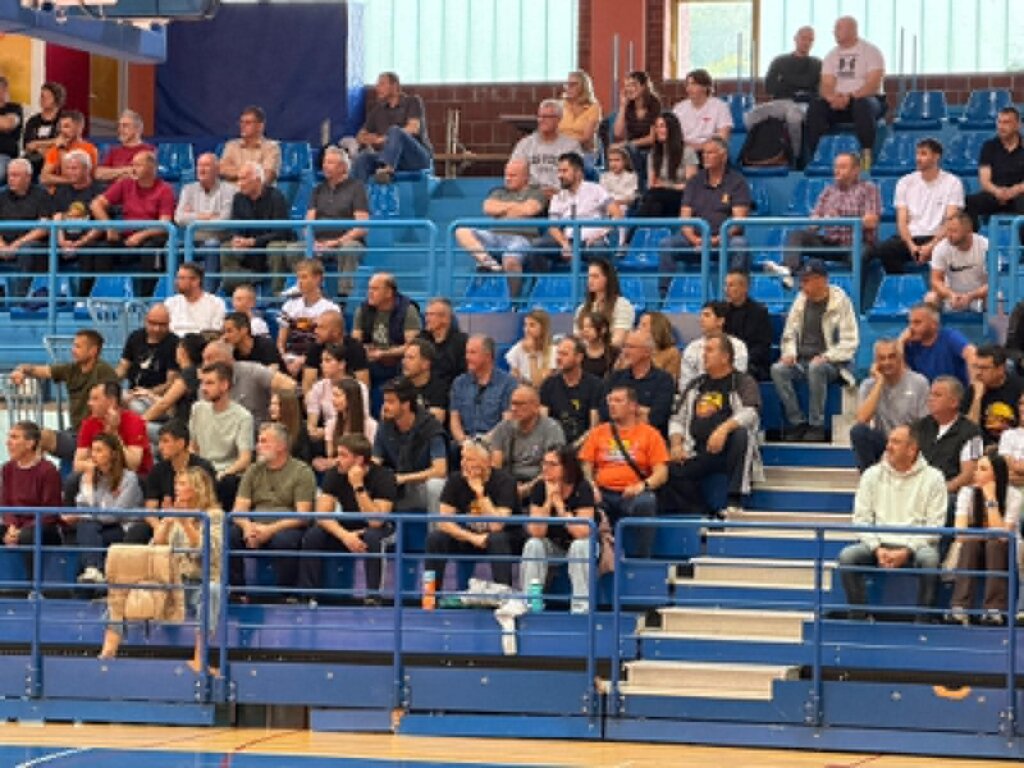 Kk Radnik županja (5)