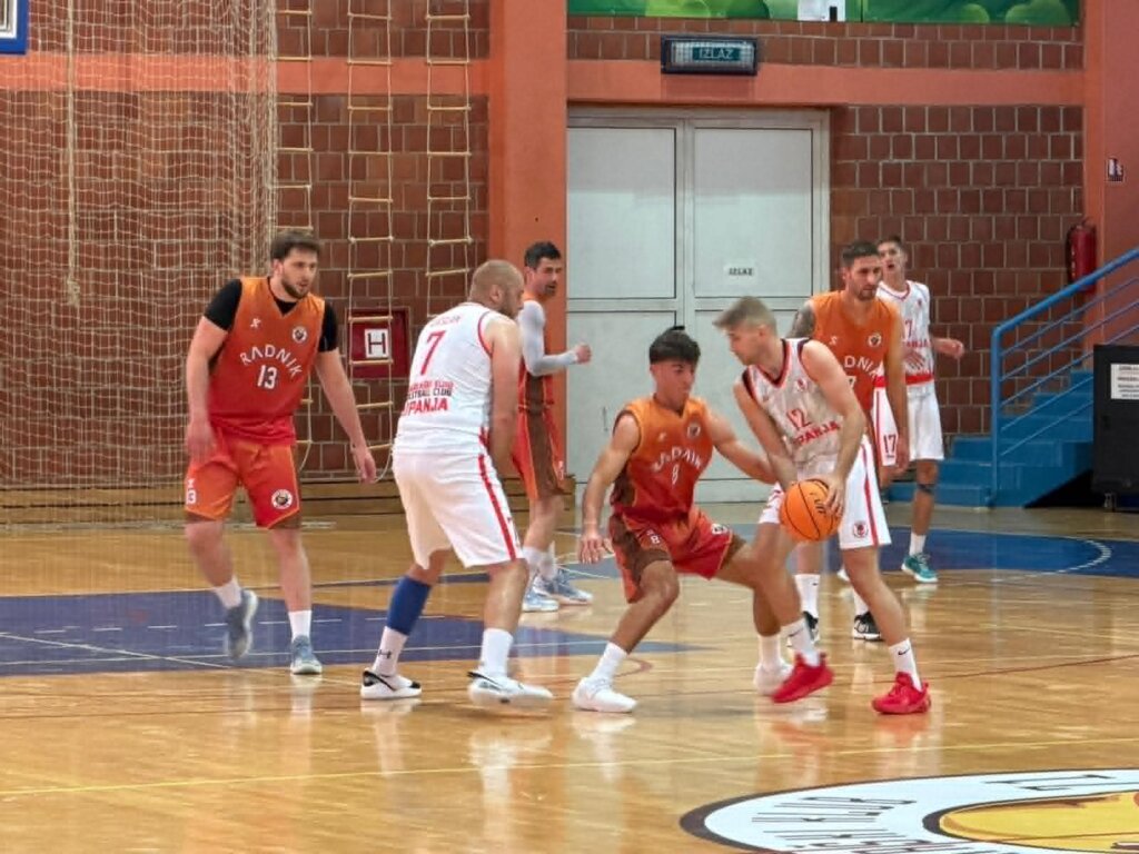 Kk Radnik županja (8)