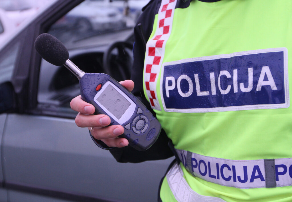 Koprivnički Policajci Su Počeli Sam Mobilnim Tehničkim Pregledima Vozila