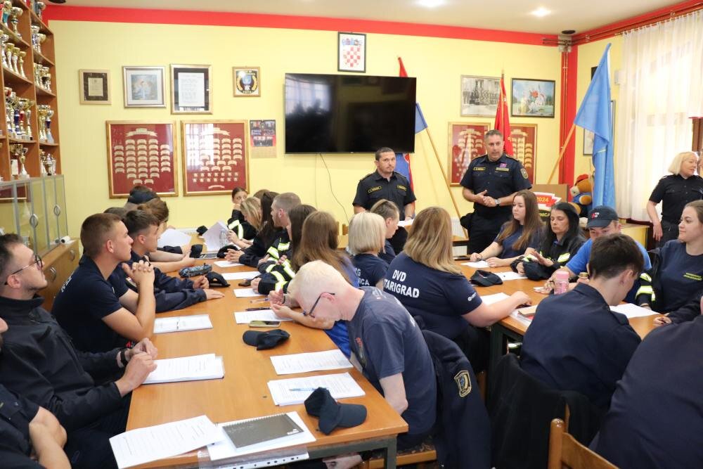 Vzg Kc Ispit Vatrogasci (14)