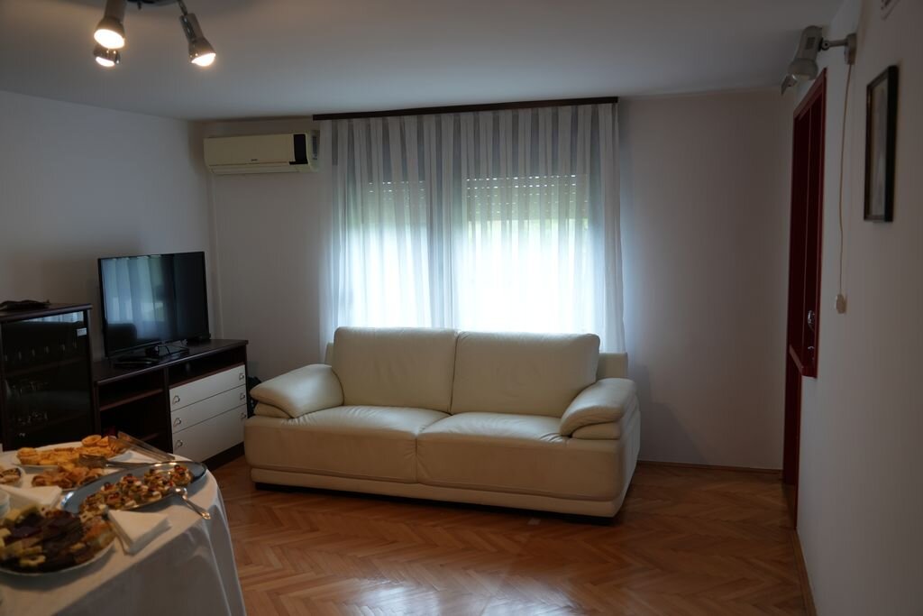 Latice Otvorenje Novog Objekta 32