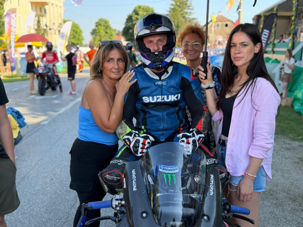 Photo 2026 06 21 18 45 12