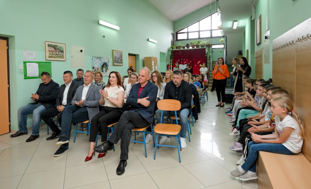 Podrucna Skola Kelemen 7