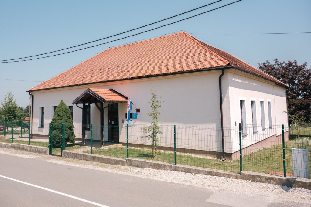 Podrucna Skola Lovrecan (3)