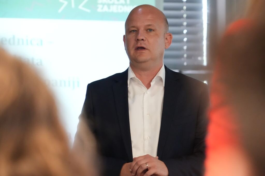 Skola I Zajednica Enter 18