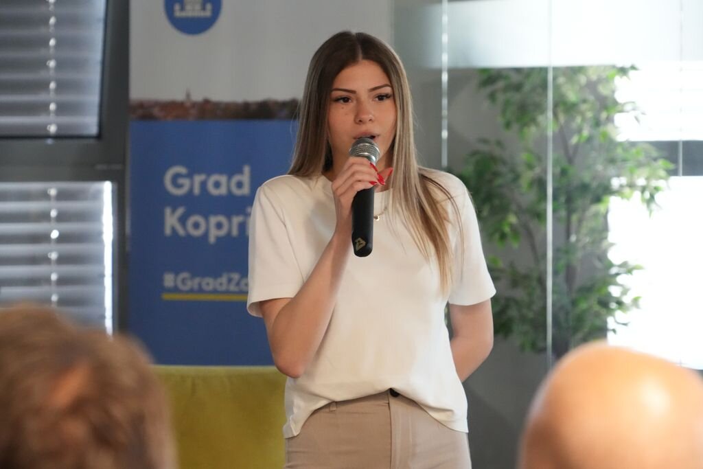 Skola I Zajednica Enter 28
