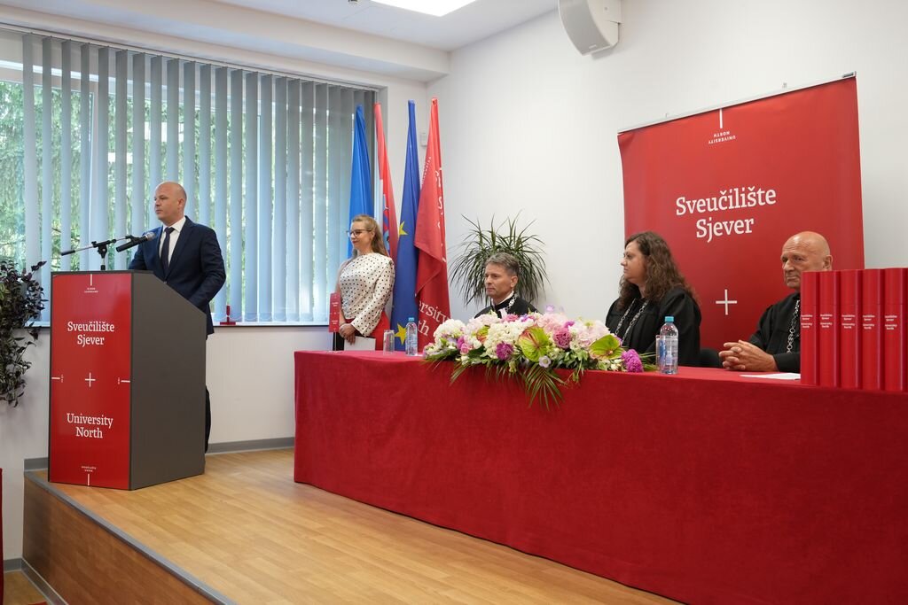 Sveuciliste Sjever Promocije Promovenata 09
