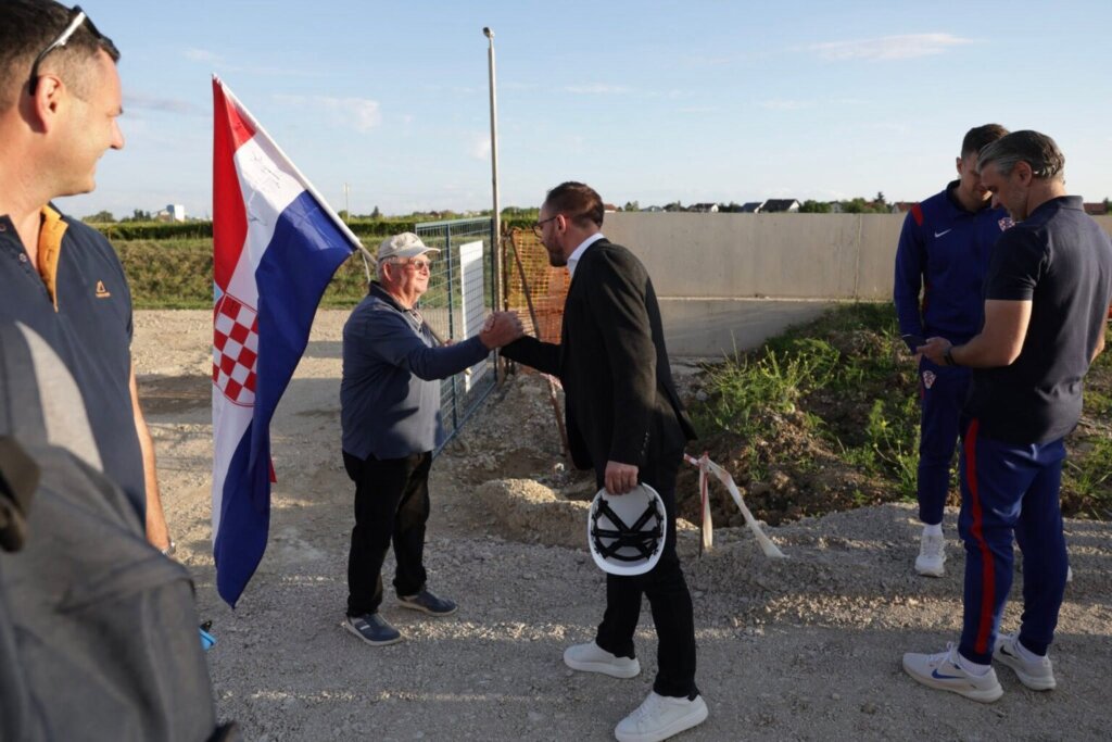 Vatreni Velika Gorica4 1536x1025