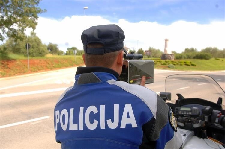Vozio 137 kilometara na sat kroz naselje gdje je ograničenje 50