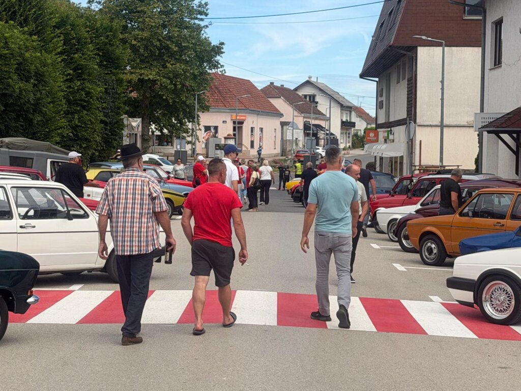Oldtimer Dubrava 2026 06 13 10 20 36 (16)