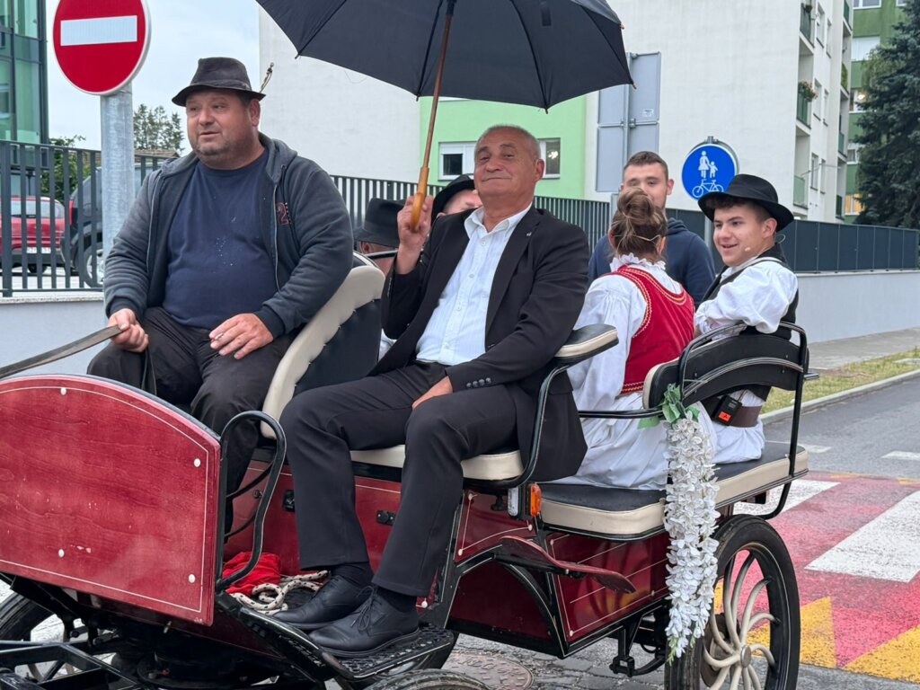 Povorka Spravišče 2026 06 05 20 35 10 (5)