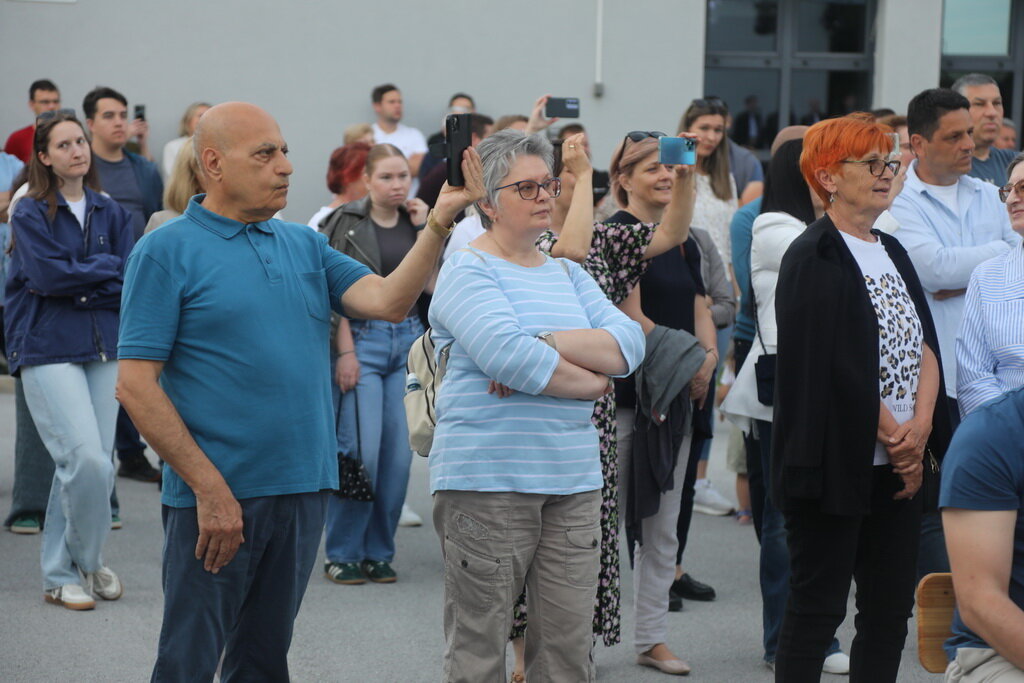 Tamburasi Knjiznica 017