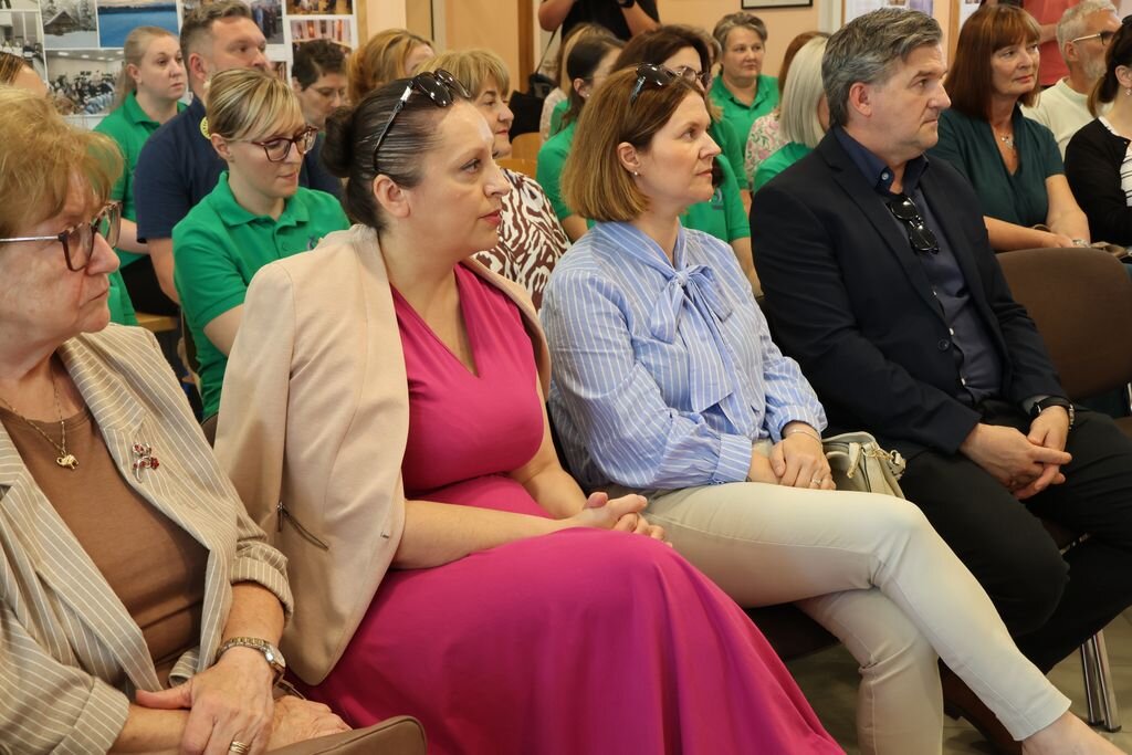 Zavrsna Konferencija Ene Obnova Djuro Ester 05