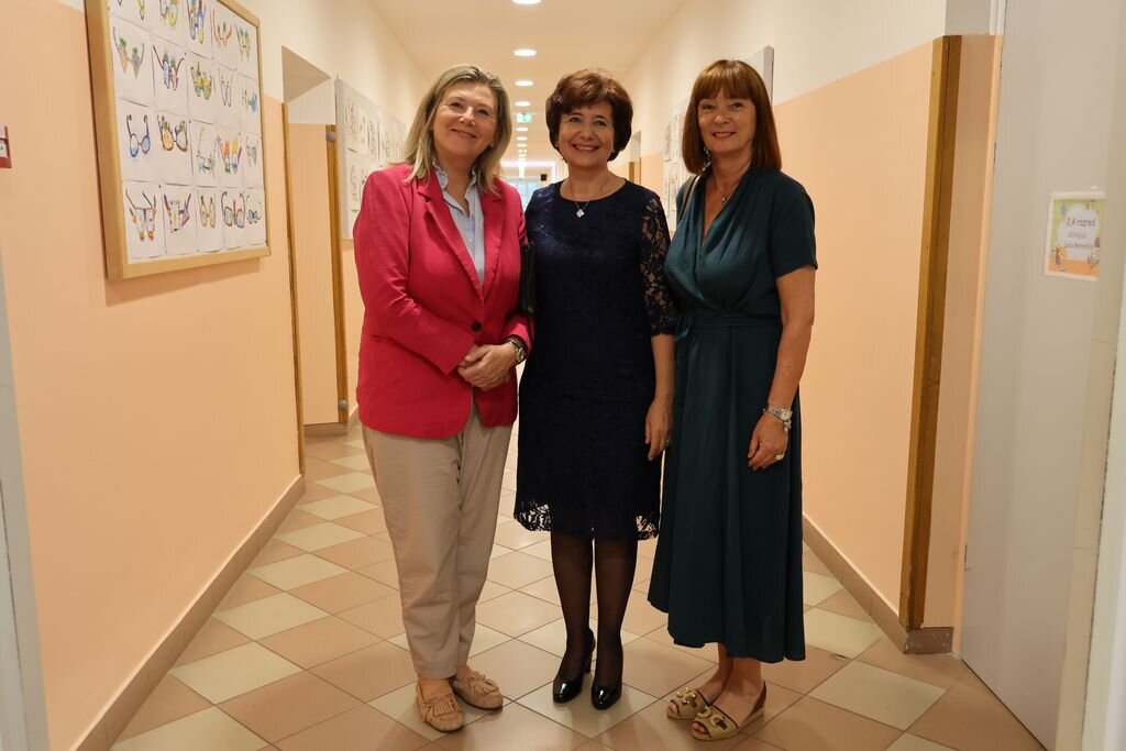 Zavrsna Konferencija Ene Obnova Djuro Ester 18