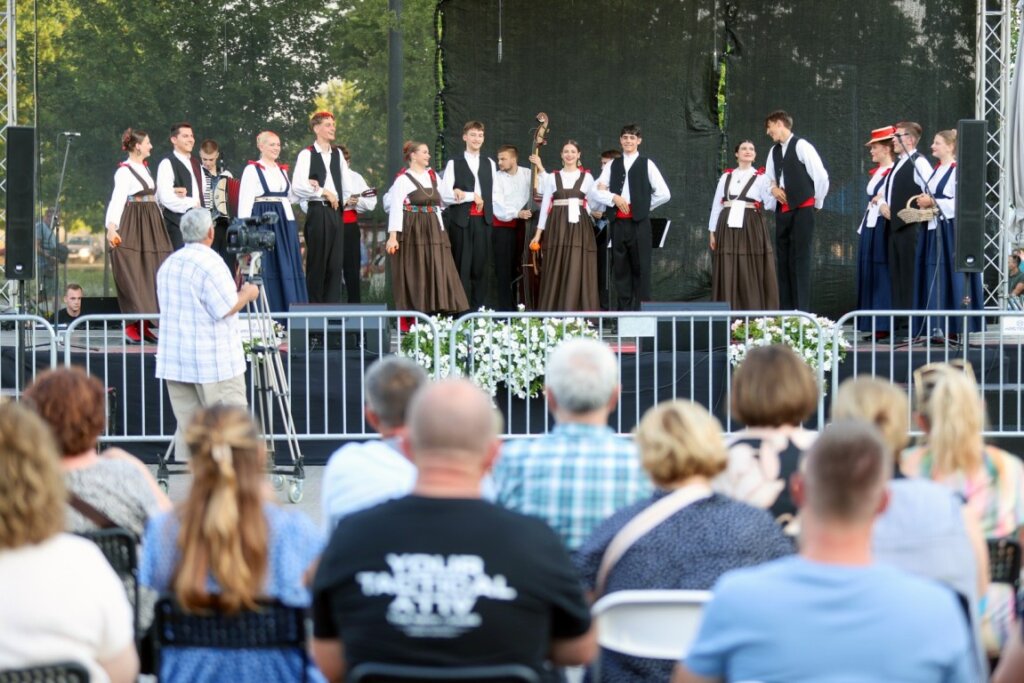 Folklor 27062026 Ib 40
