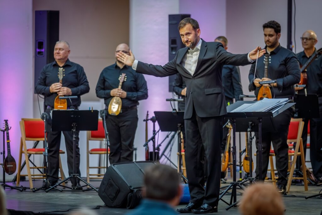 Koncert5riznica 1040 – Kopija