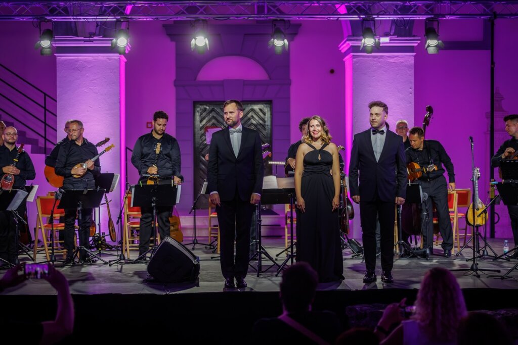 Koncert5riznica 1317 – Kopija