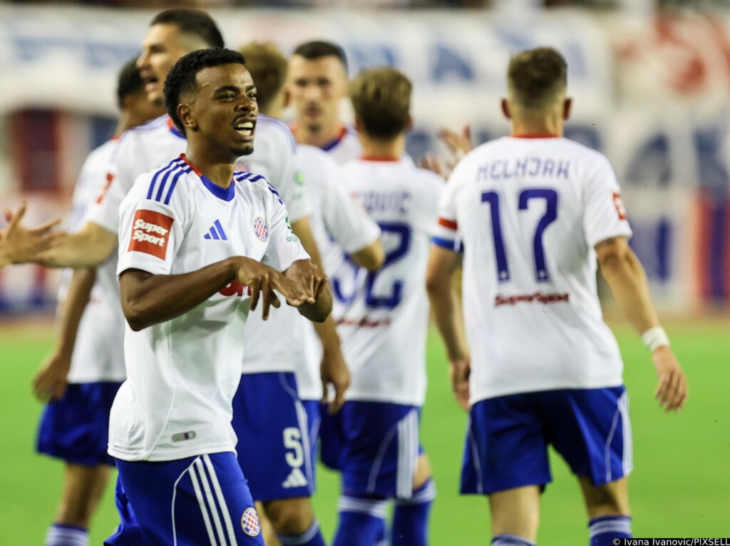 Hajduk na kraju teškom mukom prošao dalje