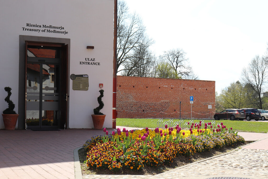 Riznica 13
