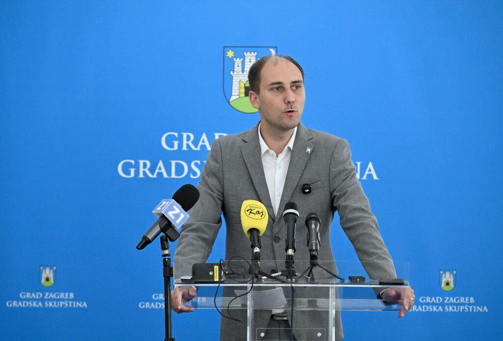 Zagrebački SDP 'izborio' sufinanciranje dioptrijskih naočala za djecu