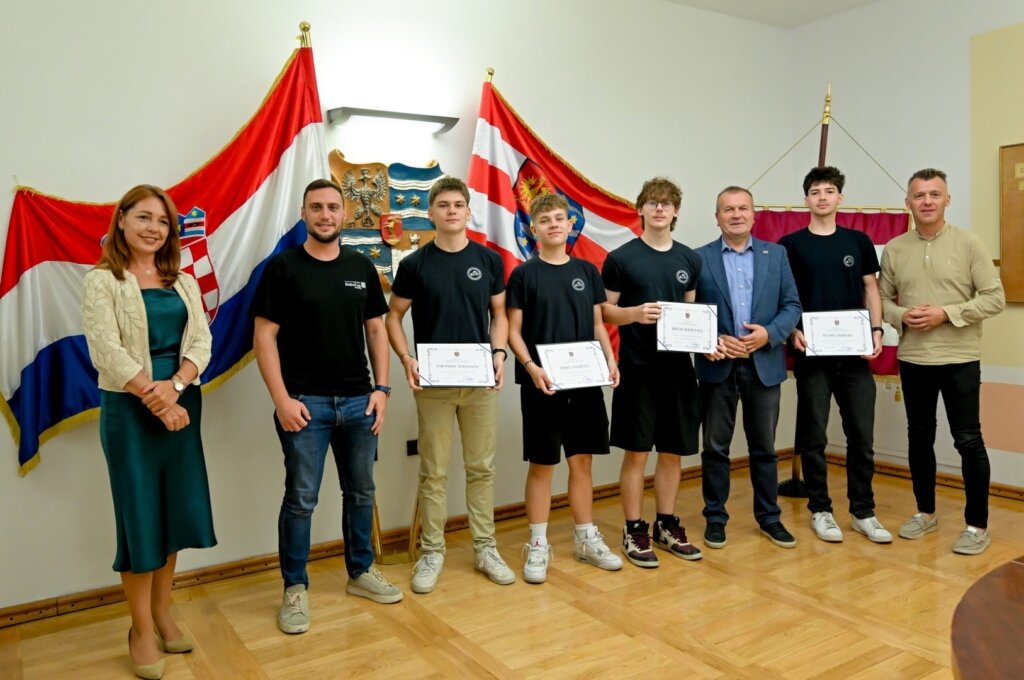 Prijem Medalje Roboticari Savate Borci Europsko Svjetsko Srpanj 2026 (7)