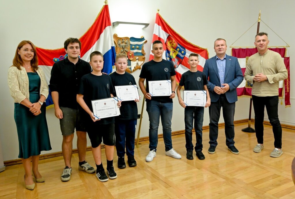 Prijem Medalje Roboticari Savate Borci Europsko Svjetsko Srpanj 2026 (9)