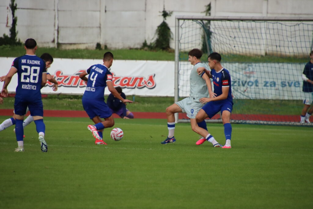 Radnik Dinamo Juniori 3197 (38)