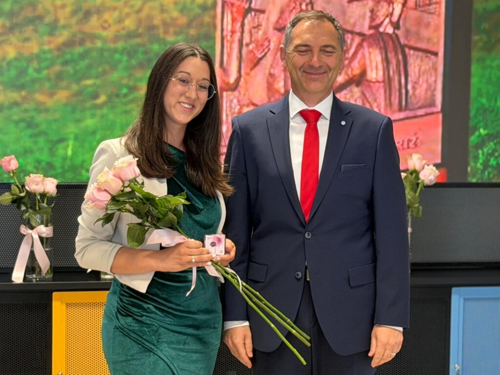 Ruža Zg žup (15)