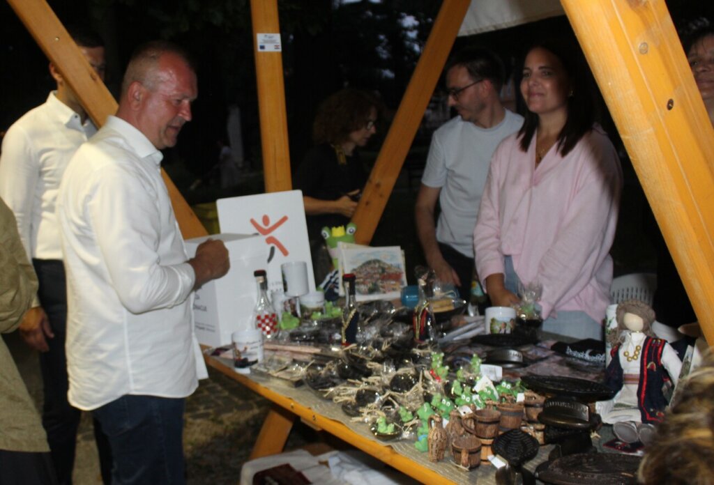 Metkovic (12)