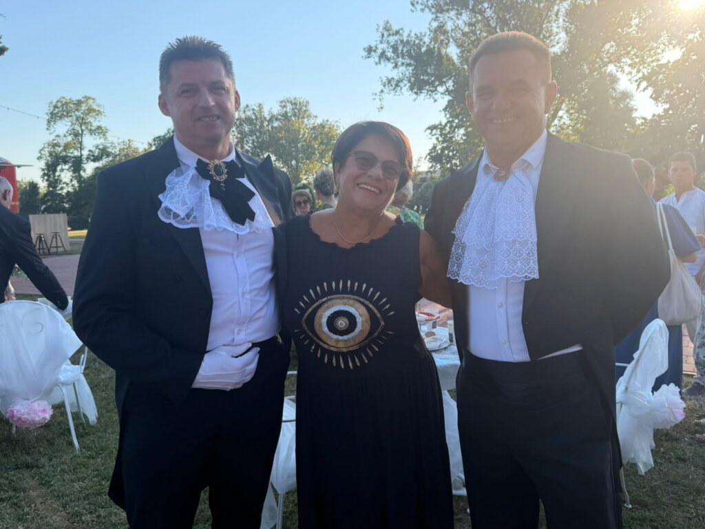 PHOTO 2026 08 15 18 28 41