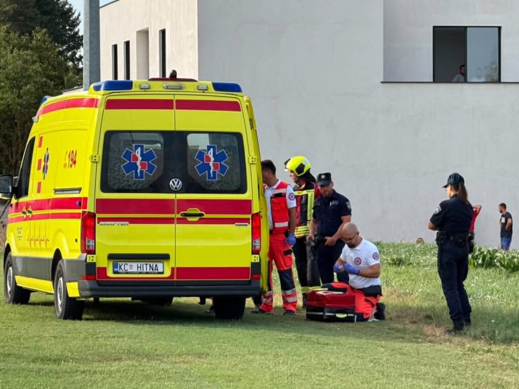 Helikopter hitna kž (2)