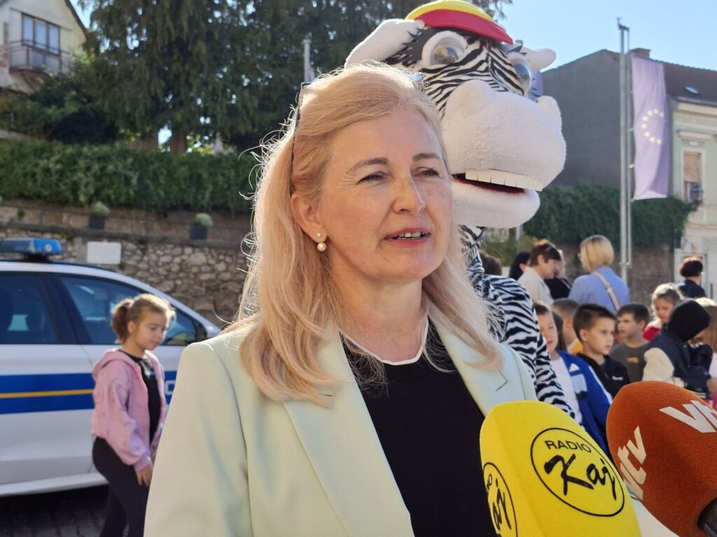 150926 sigurno u školu s HAK om (3)