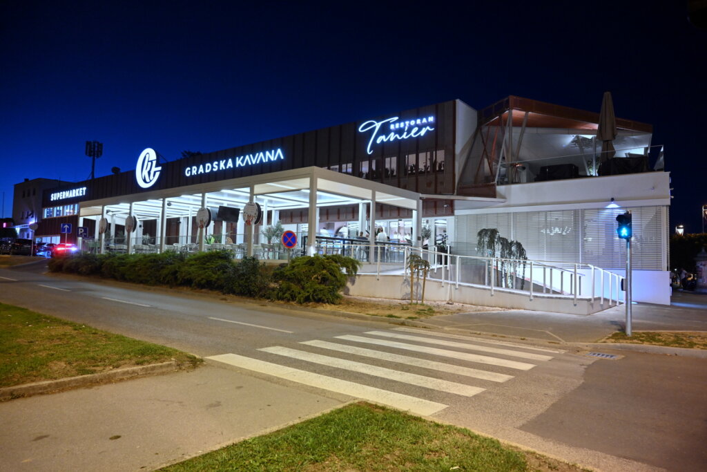 Gradska kavana i restoran Tanier, Križevci KTC (1)