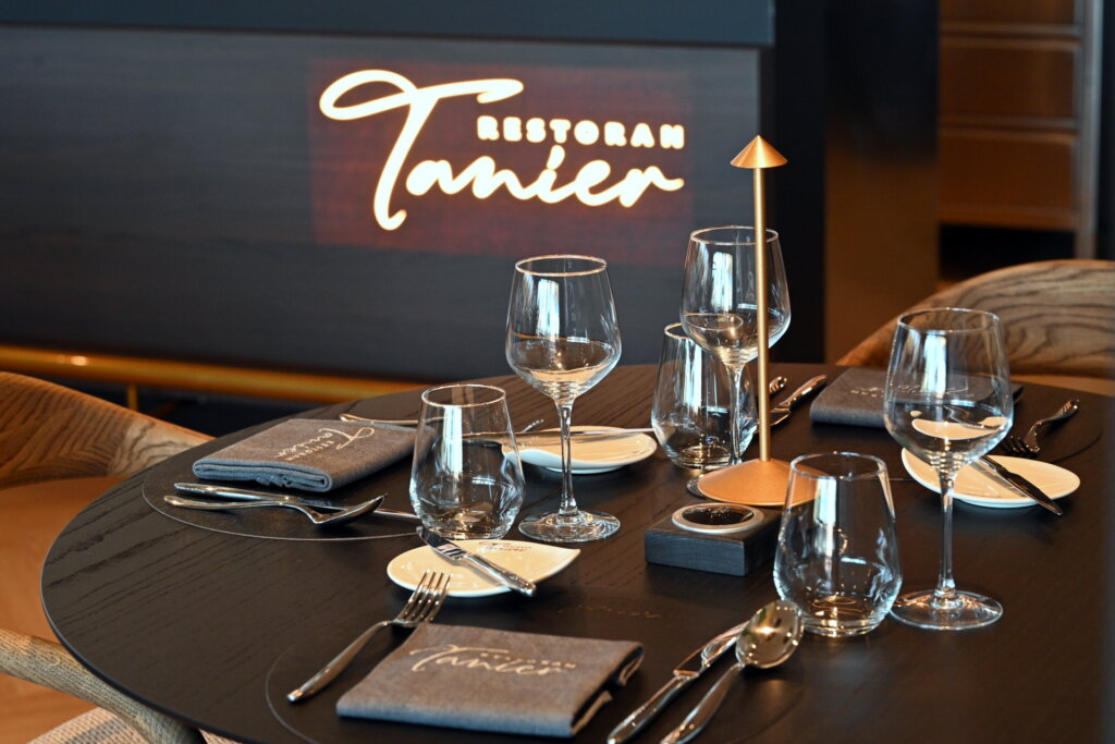 Gradska kavana i restoran Tanier, Križevci KTC (25)