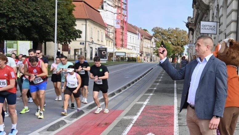 I TO SE DOGAĐA Pročelnik uspješan, gradonačelnik Katanović pucao u prazno, ali trkače ni to nije zaustavilo