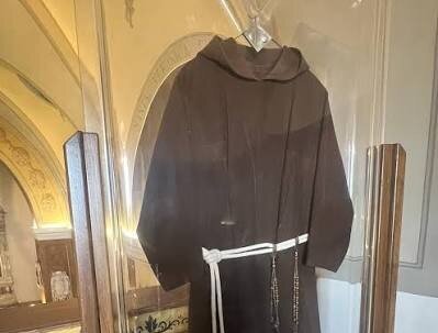 Relikvija sv. Padre Pija u Grkokatoličkoj katedrali u Križevcima