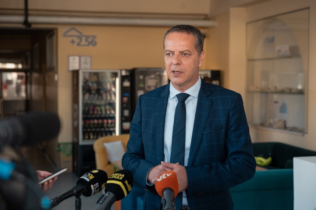 Otvorenje graditeljska prirodoslovna rudarska skola vz rujan 2026 (12)