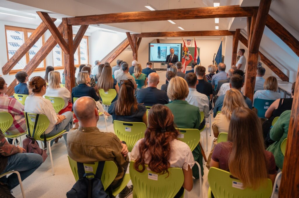 Otvorenje graditeljska prirodoslovna rudarska skola vz rujan 2026 (19)
