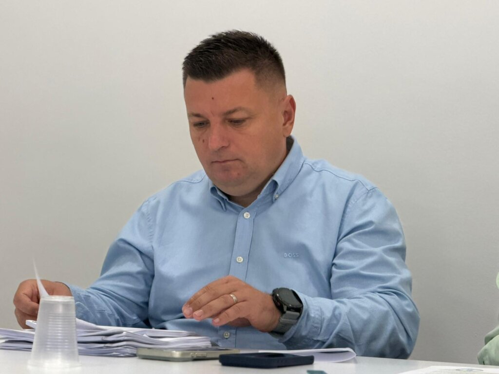 Sjednica rugvica (3)